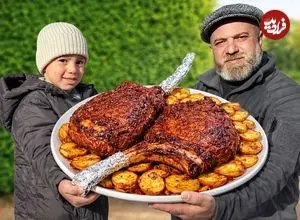 ببینید| غذای روستایی در آذربایجان؛ پخت استیک سوخاری و سیب زمینی سرخ کرده