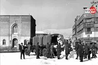 عکس| سفر به تهران قدیم؛ برف نفس تهران را گرفت، ارتش به خیابان آمد! 