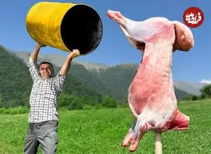 ببینید| غذای روستایی در آذربایجان؛ کباب کردن بره در بشکه و در طبیعت