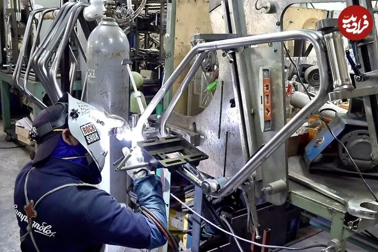 ببینید| فرآیند ساخت دوچرخه برقی در کارگاهی در کره جنوبی
