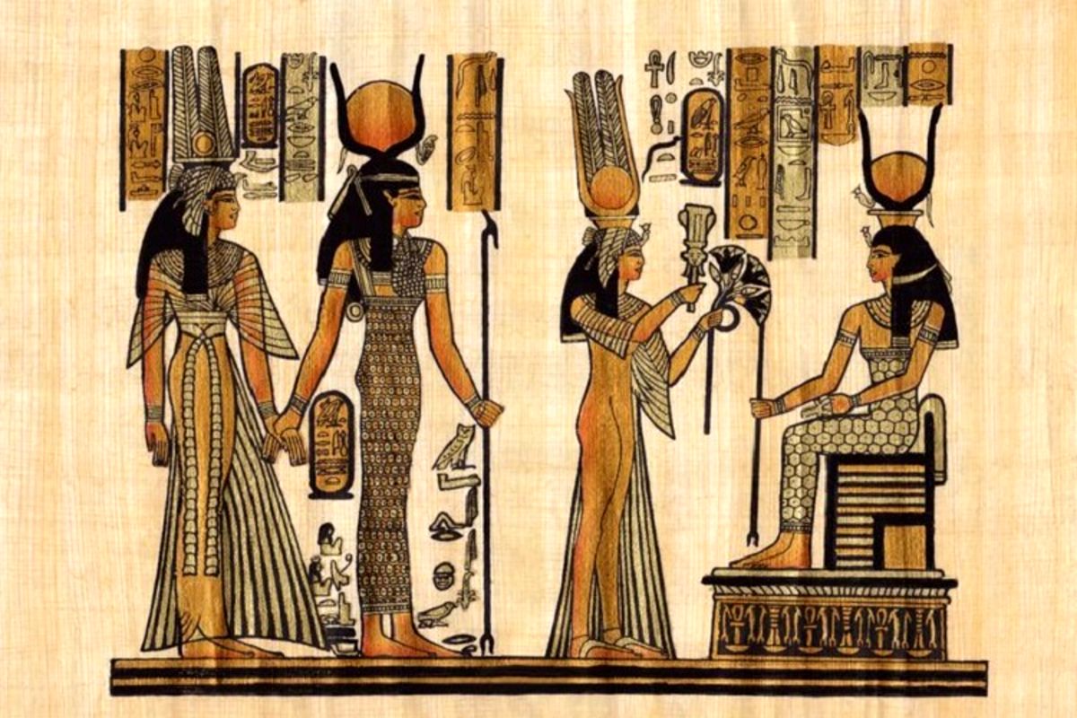 (تصاویر) عطر مورد علاقه کلئوپاترا، ملکه مشهور مصر چه بود؟