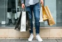 چرا همیشه دلمان می خواهد چیزهای جدید بیشتری بخریم؟