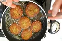 ببینید| طرز تهیه کوکوی عدس و سیب زمینی