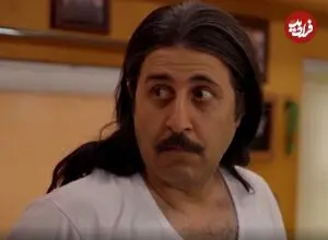 تصاویر| سفر به گذشته؛ «هومن حاجی عبداللهی» در اتاق گریم سریال پایتخت 7؛ سال 1403