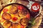 ورقه گیلانی؛ ساده‌ترین غذایی که می‌توان با بادمجان و گوجه پخت