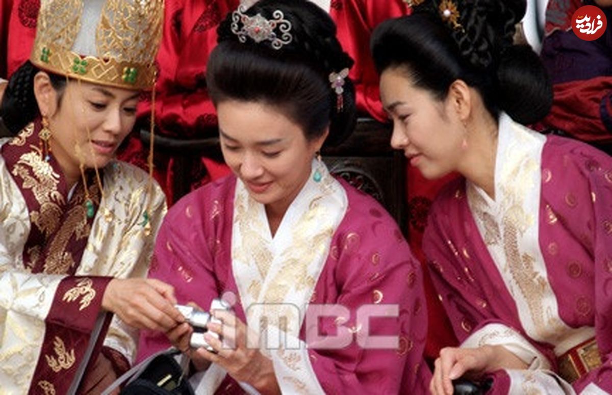 عکس| سفر به تاریخ؛ «بانو یوها» با دامن پلنگی در جشن پایان سریال «جومونگ»