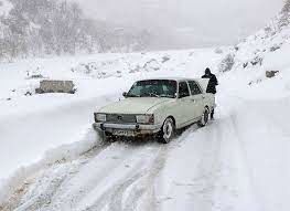 (عکس) وقتی ۳۶ ساعت در تهران برف بارید و خیابان ها مسدود شدند! 