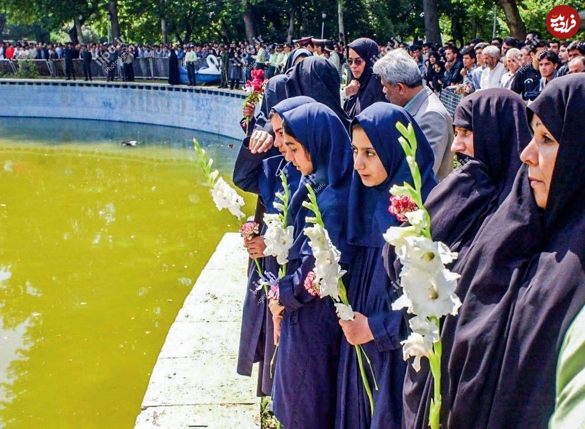(تصاویر) سفر به ایران قدیم؛ از حادثه دلخراش سال ۸۱ تا عکس سیاسی تیمملی ۹۸