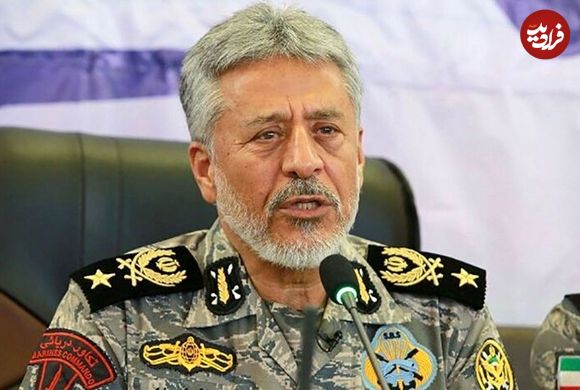 عکس؛ سفر در زمان؛ «کاظم صدیقی و دریادار سیاری» در بیت رهبری؛ سال 1386