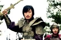 عکس| سفر به تاریخ؛ «دوجین» (امپراتور بادها) در کنار «سوسانو» (سریال جومونگ) در مراسم معرفی یک سریال