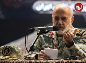 عکس؛ سفر در زمان؛ «سرلشکر رشید در کنار رهبر انقلاب» در یک مراسم نظامی؛ دهه 80