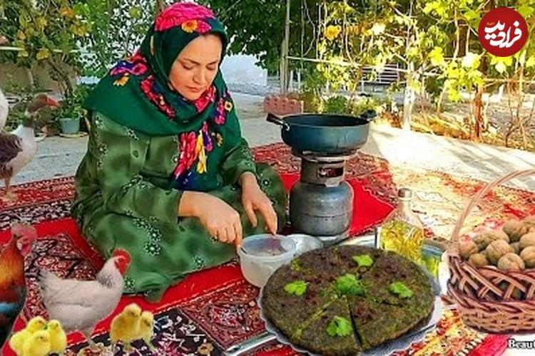 (ویدئو) پختن کوکوسبزی با گردو و زرشک به روش بانوی روستایی زاگرس نشین