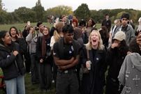 ببینید؛ گردهمایی گروه جیغ در لندن علیه استرس