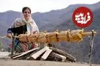 ببینید| غذای روستایی در ایران؛ کباب کردن مرغ کامل در روستایی کوهستانی