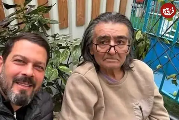 عکس| سفر زمان؛ «رضا رویگری» در 39 سالگی در پشت‌صحنه دومین فیلمش در کنار «جمشید هاشم پور»