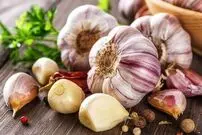 با مصرف این سبزی بدبو کلسترول و قندخون خود را کنترل کنید