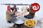 ببینید؛ غذای عشایری در افغانستان؛ پخت چلو بریانی با گوشت گوسفند در برف شدید 