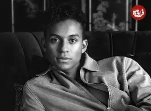 عکس| سفر در زمان؛ «جعفر جکسون برادر مایکل جکسون» در یک نشست در کالیفرنیا؛ سال 1393