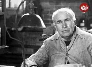 عکس| توماس ادیسون در کنار یک خودروی برقی، سال ۱۹۱۳