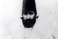 عکس| سفر زمان؛ «آقا فرج، آرایشگر دربار قاجار» در کنار یک خواجه