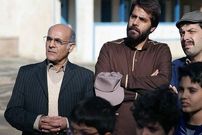 عکس؛ سفر زمان؛ «عزیز لاهوتی، مدیر پرورشگاه» (بچه مهندس) در جوانی در کنار مادرش