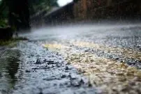 بارش باران در نقاط مختلف کشور؛ خیزش گردوخاک در استان‌های غربی