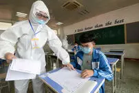 تصاویر/ استرس، ماسک و فاصله؛ امتحانات کرونایی