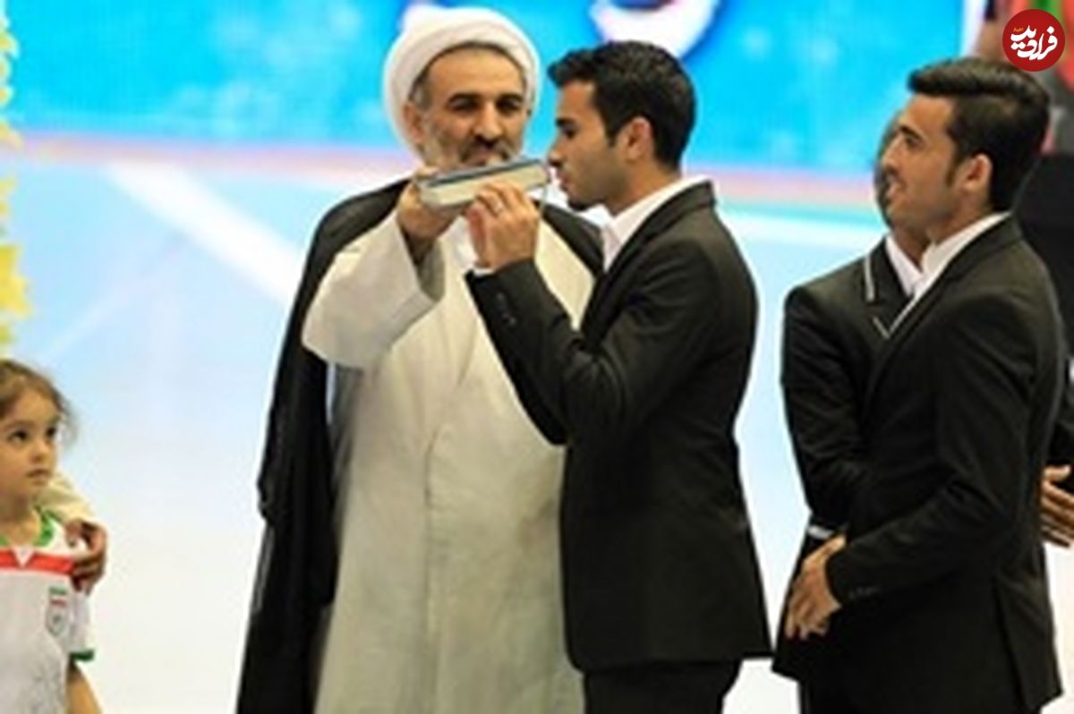 گاردین: دوملیتی‌هایی که کروش به فوتبال ایران آورد