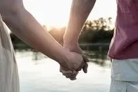 چگونه یک نفر را به شکلی طبیعی عاشق خود کنیم؟