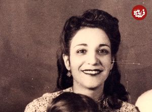 عکس؛ سفر به تاریخ؛ «تاج‌ایران و احمد، نتیجه‌های ناصرالدین شاه» کنار آرامگاه فردوسی؛ سال 1315