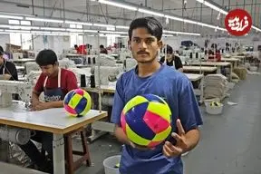 ببینید| مراحل دیدنی تولید توپ فوتبال در کارگاهی در پاکستان
