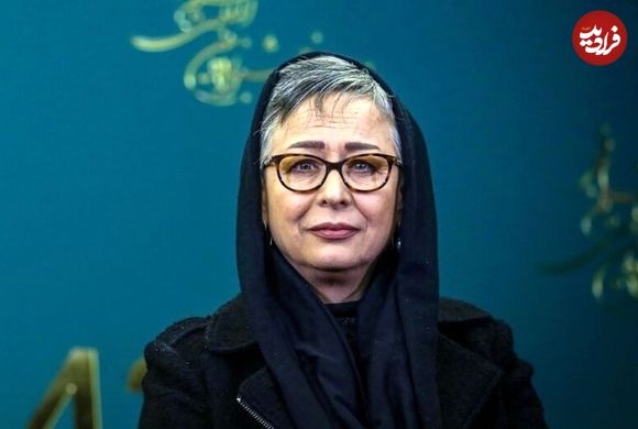 عکس؛ سفر در زمان؛ «آزیتا حاجیان» در کودکی در کنار دایی هایش؛ دهه 40