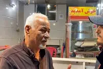(ویدئو) اجرای متفاوتی از «آو آو آو» توسط صادق بوقی در بازار رشت؛ یک سال قبل