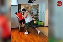 (عکس) حمله عجیب دوباره به مربی سجاد غریبی، هالک ایرانی!