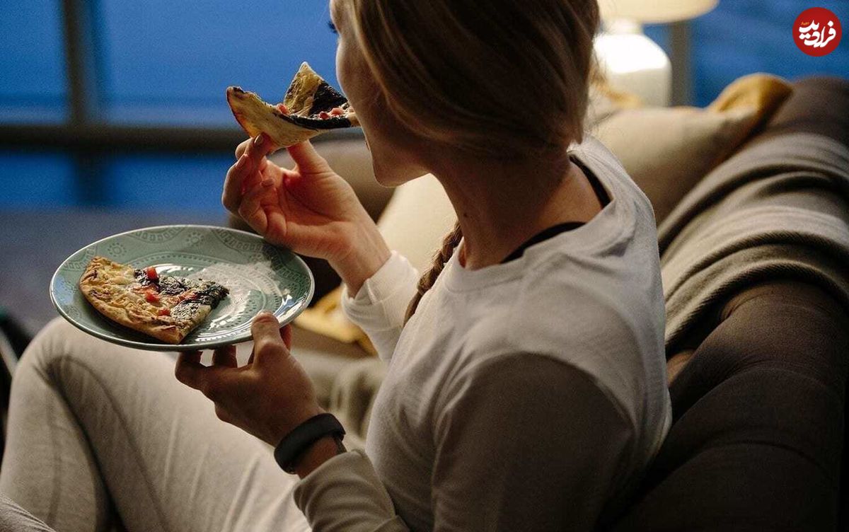 به این دلایل هرگز آخر شب غذا نخورید