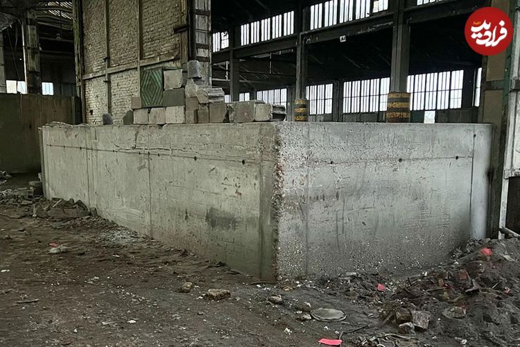 عکس؛ هنر خیابانی؛ هنرمند خلاق فرانسوی این «سکّوی بتنی» را به یک «خودروی قدیمی» تبدیل کرده است