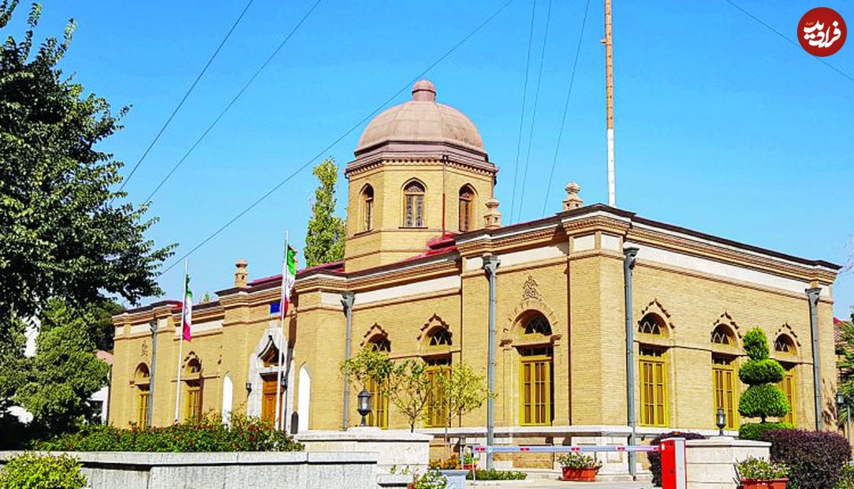 عمارت کلاه فرنگی، نخستین مرکز رادیو