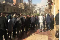 هجوم برای خرید دلار و حافظه جمعی ایرانیان