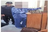 باز شدن طناب دار از گردن پسری که خانواده‌اش را سوزاند