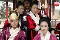 عکس| سفر به تاریخ؛ «مادر تسو، یوها، سولان و زیائوچن» در پشت‌صحنه سریال «جومونگ»