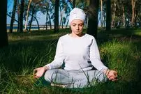مدیتیشن برای چه کسانی خطرناک است؟