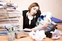 با مدیری که وظایفش را گردن ما می‌اندازد چه کنیم؟