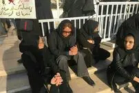 مهناز افشار در مراسم تشییع آتش‌نشانان