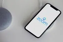 نقص امنیتی زوم؛ تماشای ویدئوی کاربران؟!