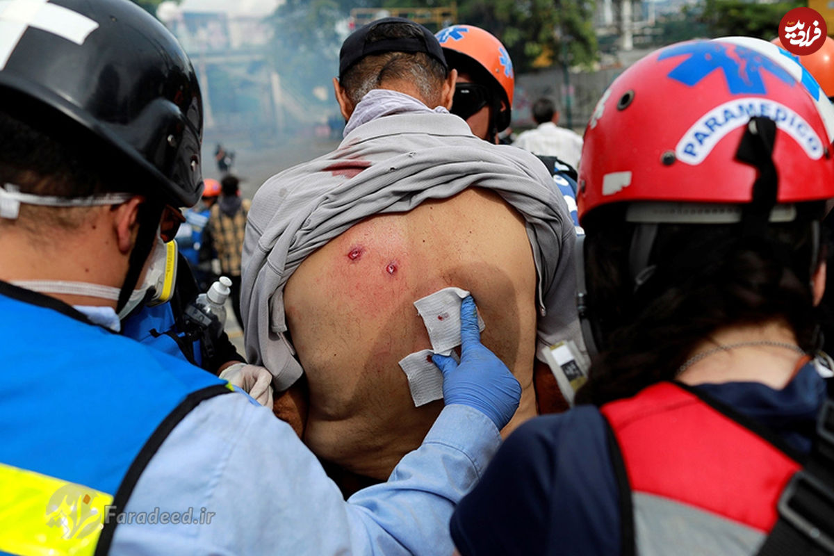 تصاویر/ شلیک مسقیم پلیس به معترضان در ونزوئلا