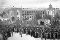 (عکس) کاروان جشن تولد رضاشاه در خیابان‌های تهران