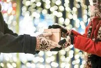 درست است چیزی که خودمان دوست نداریم را به دیگران ببخشیم؟