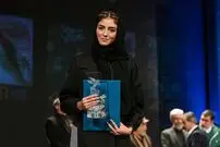 (ویدئو) احساس «هیچِ» پردیس پورعابدینی بعد از دریافت سیمرغ