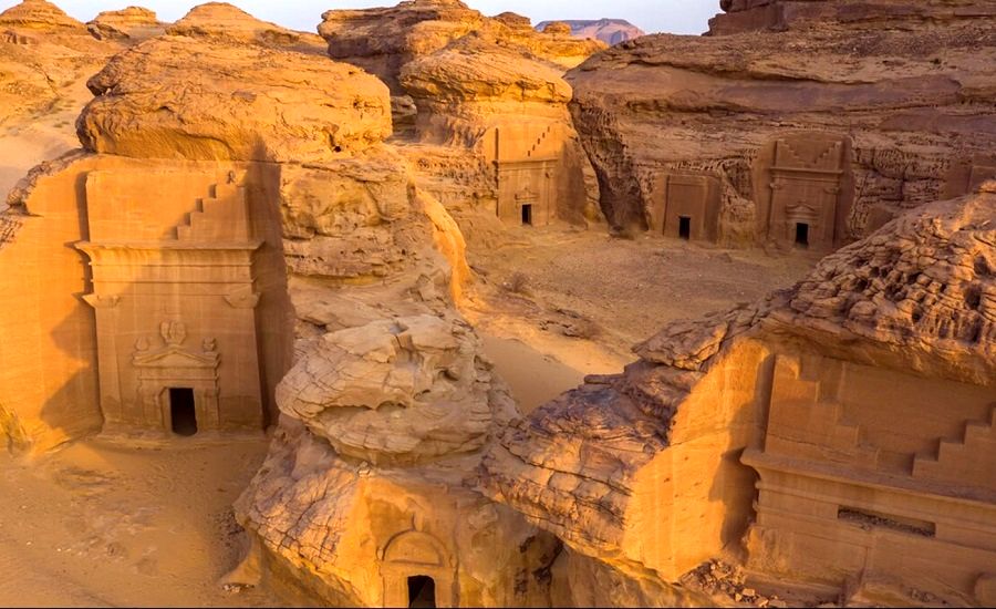شگفتی‌های باستانی عربستان؛ از نوشته‌های «جبل عکمه» تا شهر نفرین‌شدۀ «مدائن صالح»