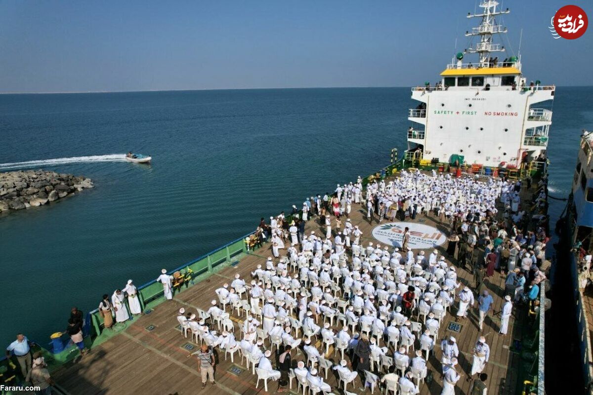 (تصاویر) جشن عروسی دسته جمعی در کشتی توقیف شده اماراتی!